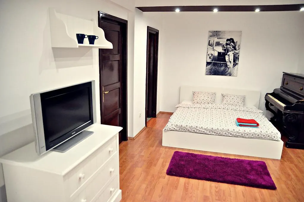 Piano Apartment location